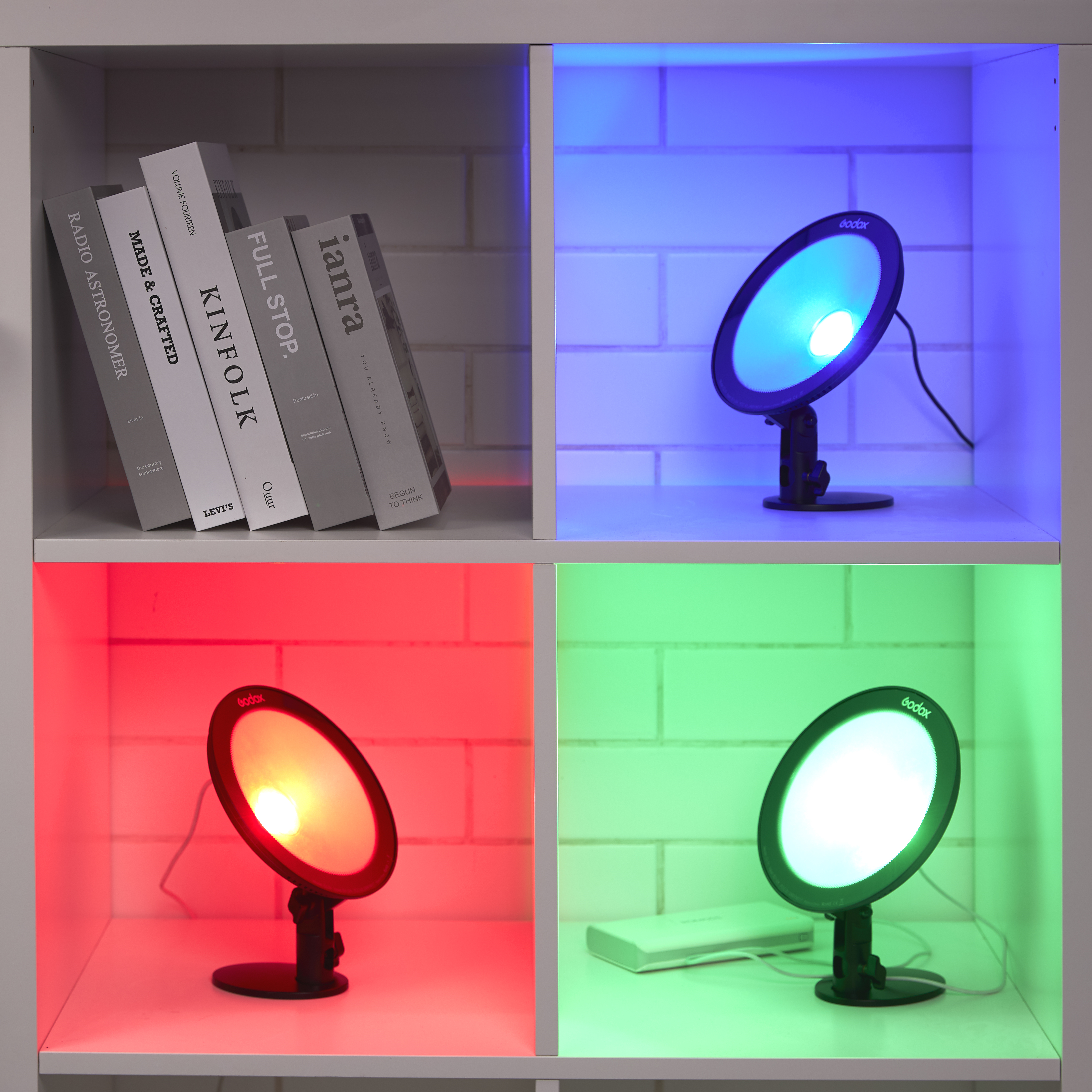 картинка Осветитель светодиодный Godox CL10 для видеосъемки из Светодиодные LED осветители от магазина Mif-Bond