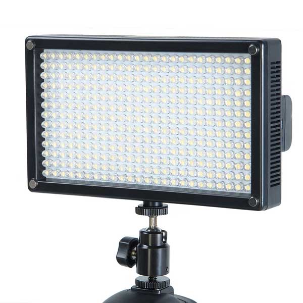 картинка Накамерный светодиодный осветитель GreenBean LED BOX 312 из Накамерные LED осветители от магазина Mif-Bond